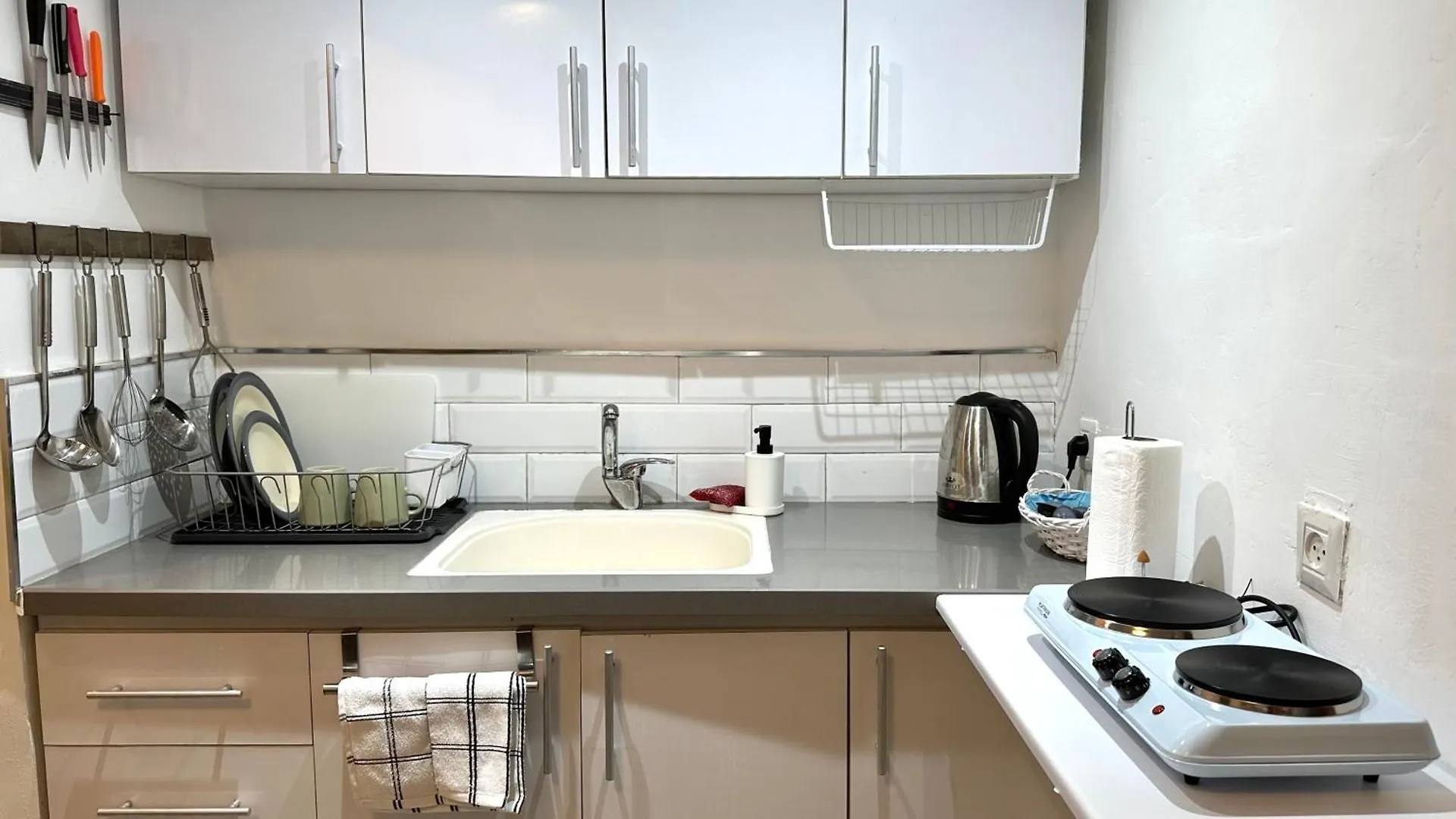 Apartment With A Separate Entrance And A Large Courtyard Haifa